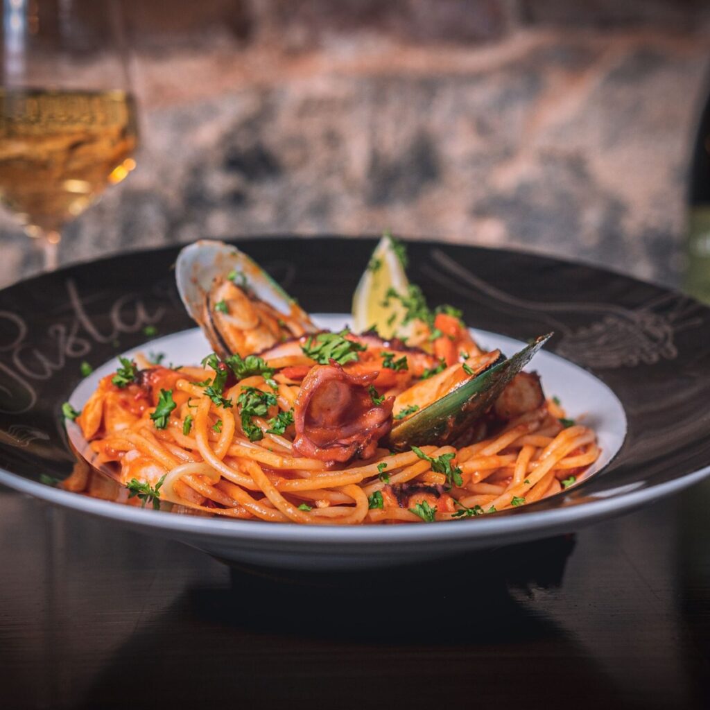 sorrento-italialainen-ravintola-kuopio-pasta-spaghetti-frutti-di-mare
